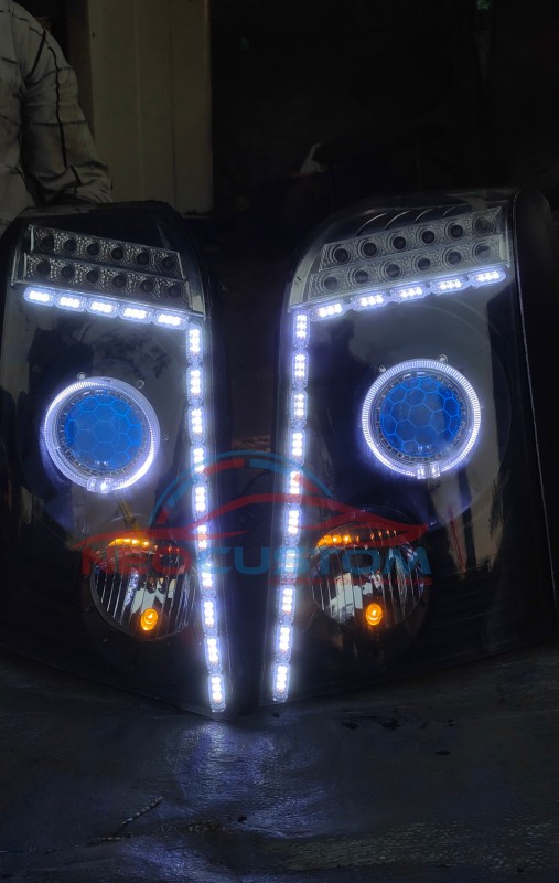 Force Traveller Demon Headlight