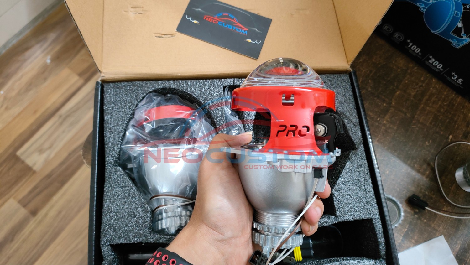 Autoki Honeycomb Projector With bulb (Red)